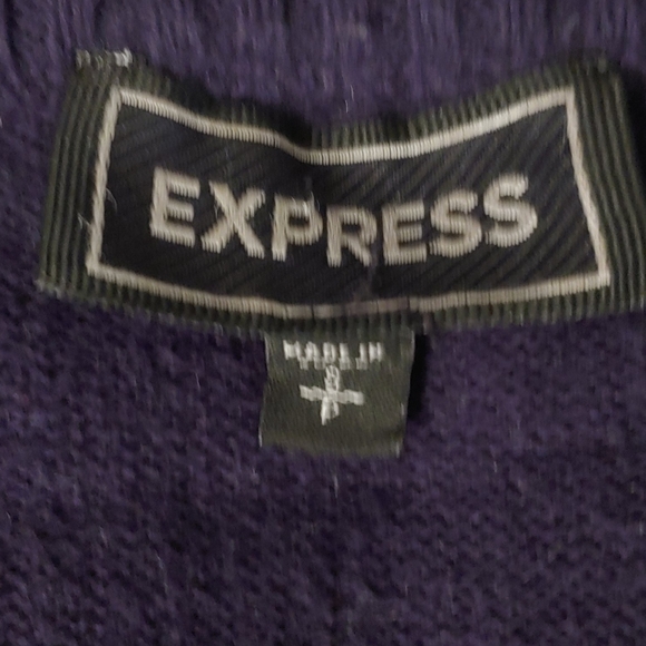 Express Crewneck - Picture 2 of 3